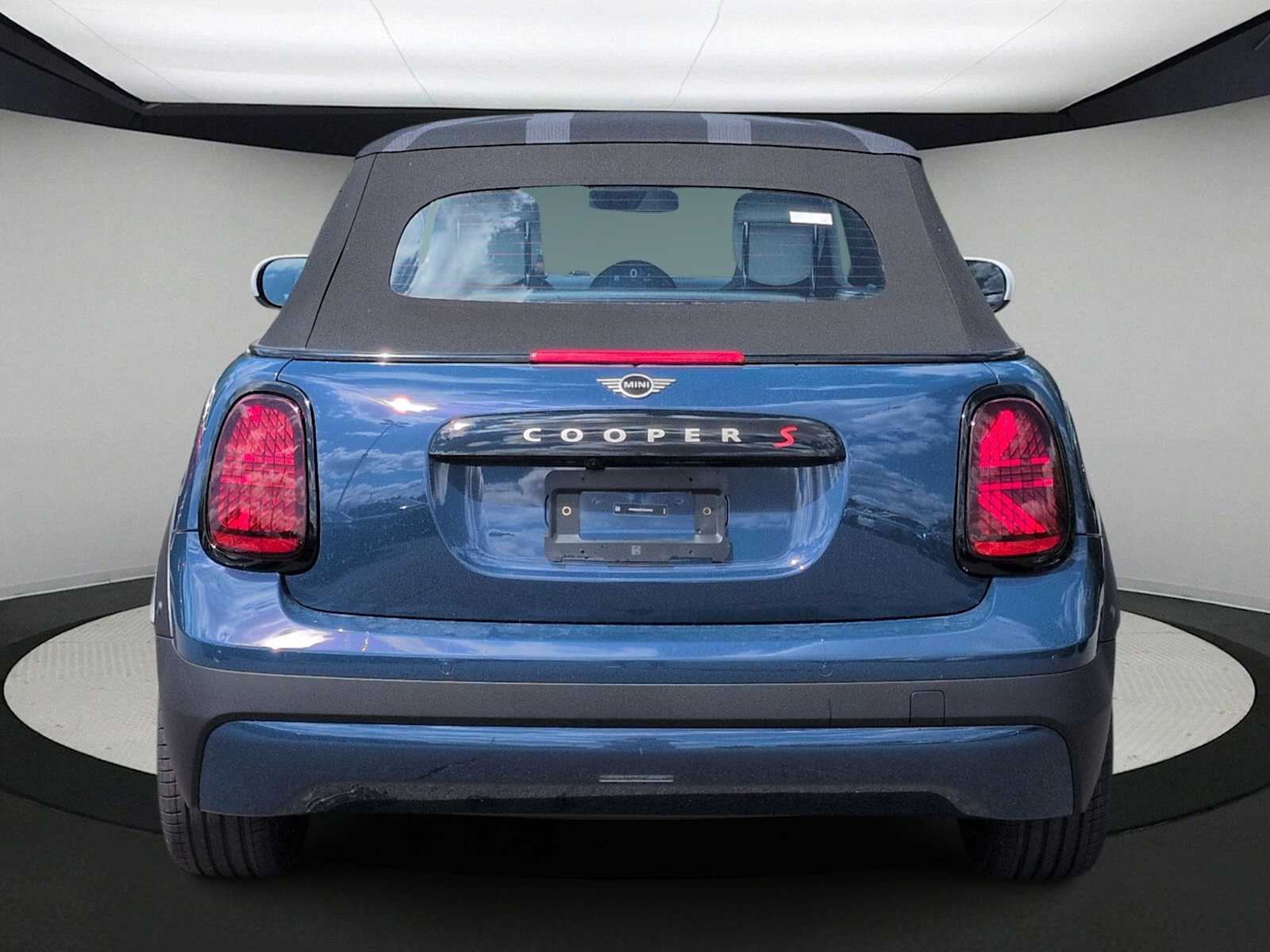 Thumbnail: 2026 MINI Cooper Convertible - 7