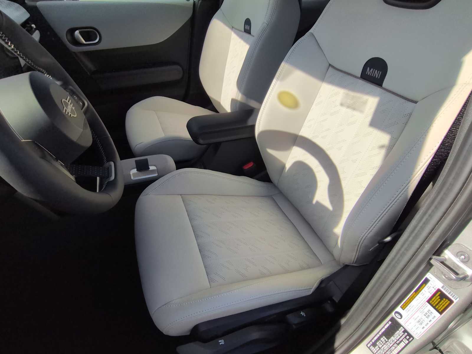 Thumbnail: 2026 MINI Cooper Hardtop - 16