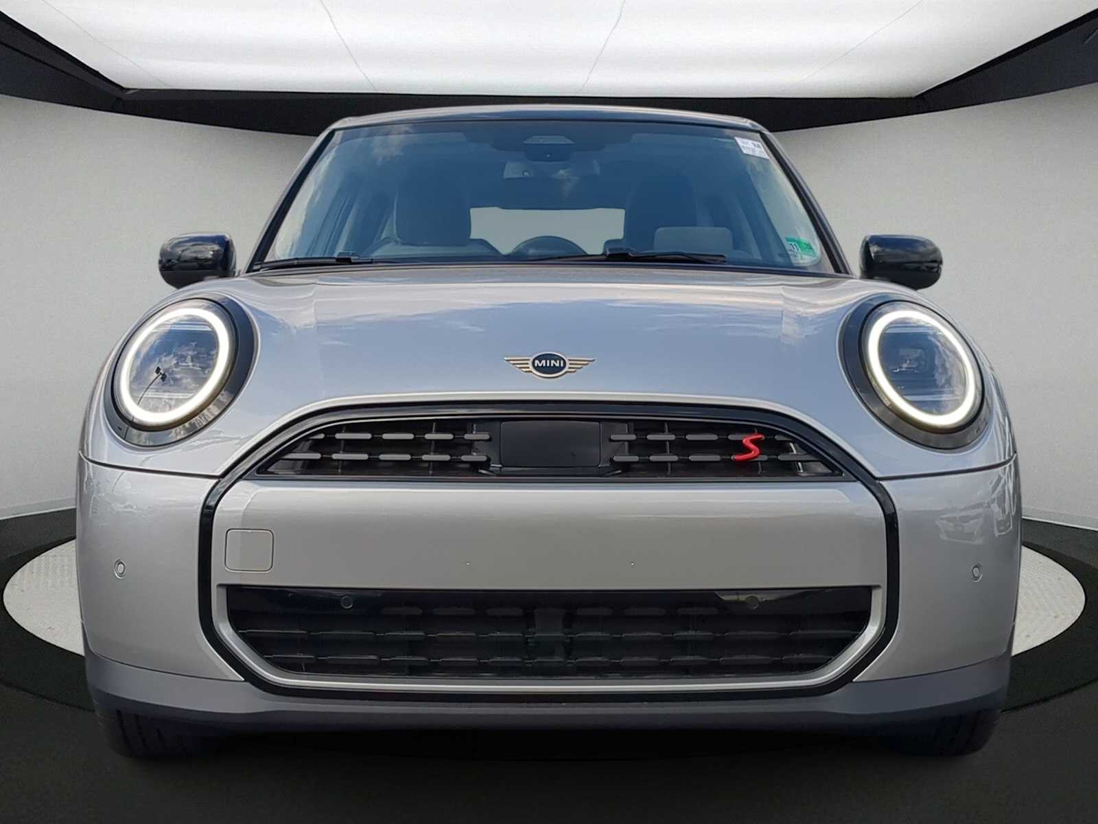 Thumbnail: 2026 MINI Cooper Hardtop - 3