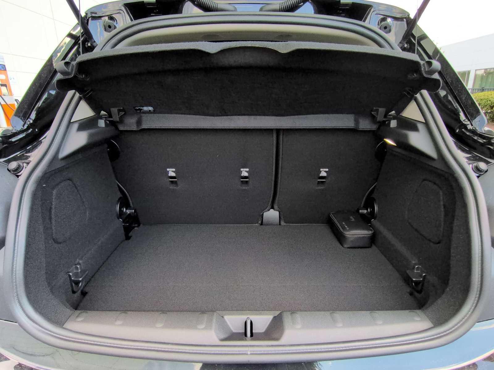 Thumbnail: 2026 MINI Cooper Hardtop - 37