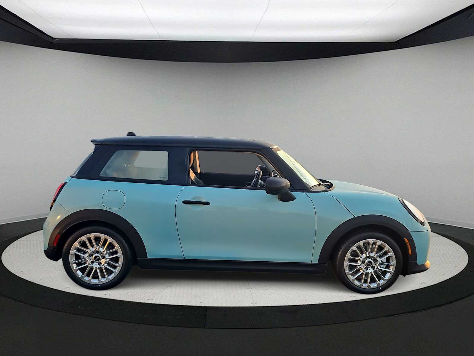 Thumbnail: 2026 MINI Cooper Hardtop - 9