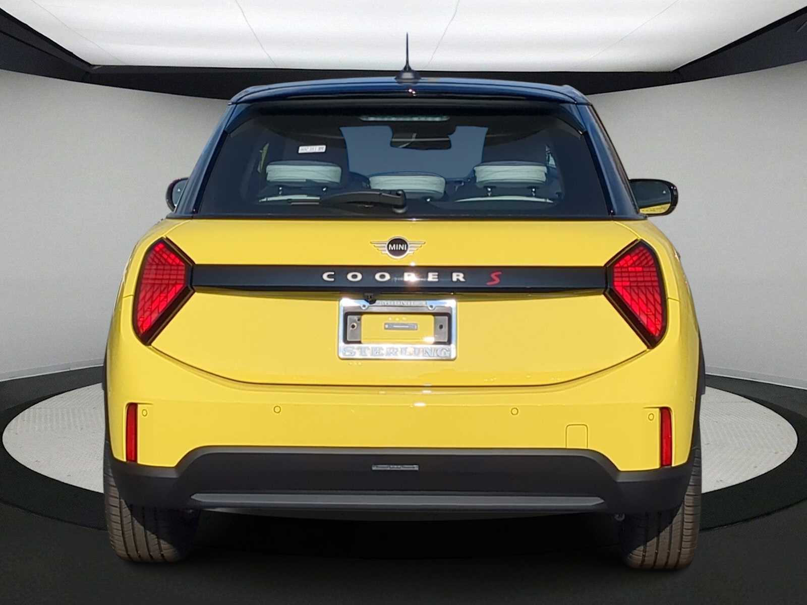 Thumbnail: 2026 MINI Cooper Hardtop - 7