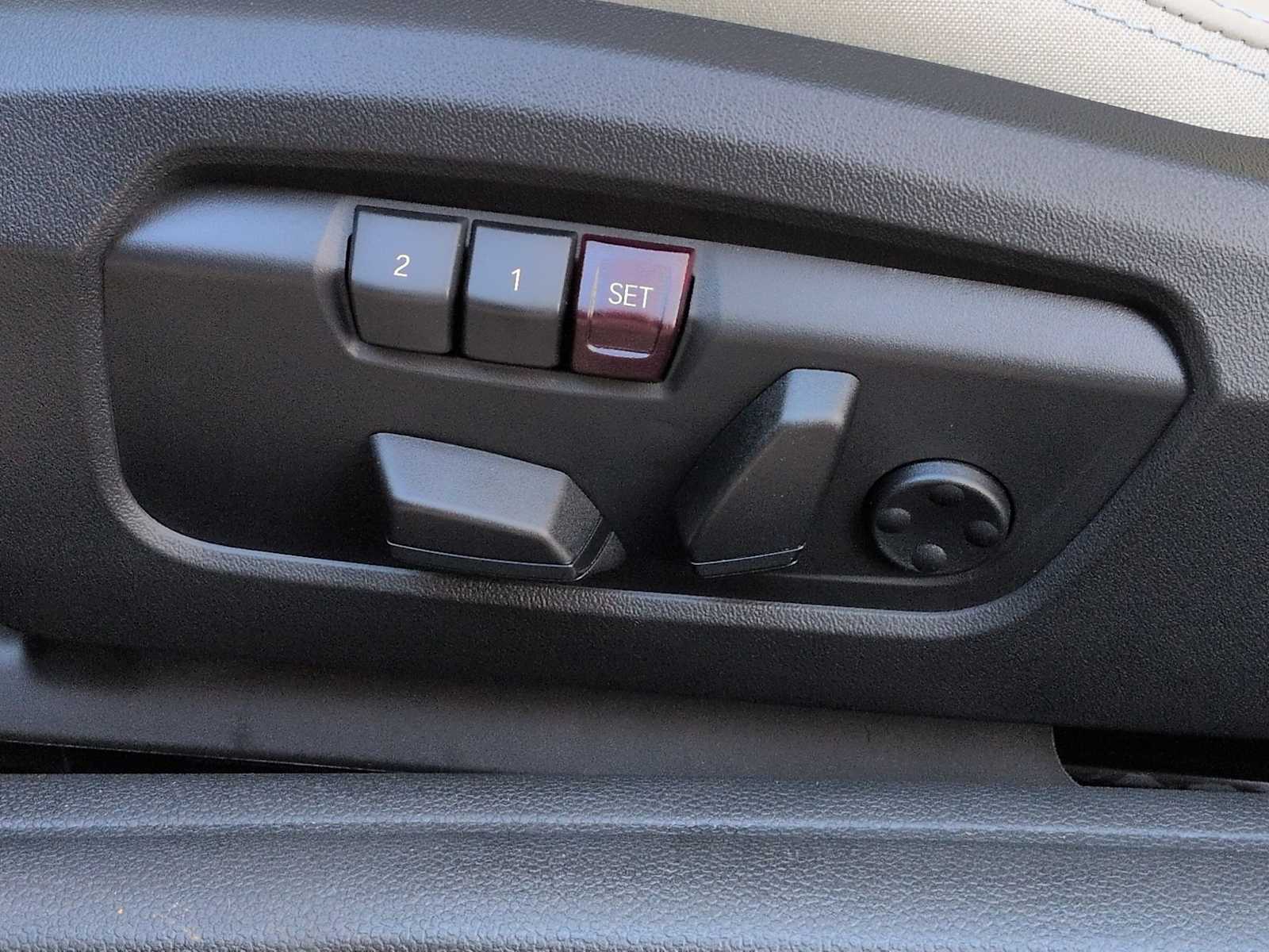 Thumbnail: 2026 MINI Cooper Convertible - 18