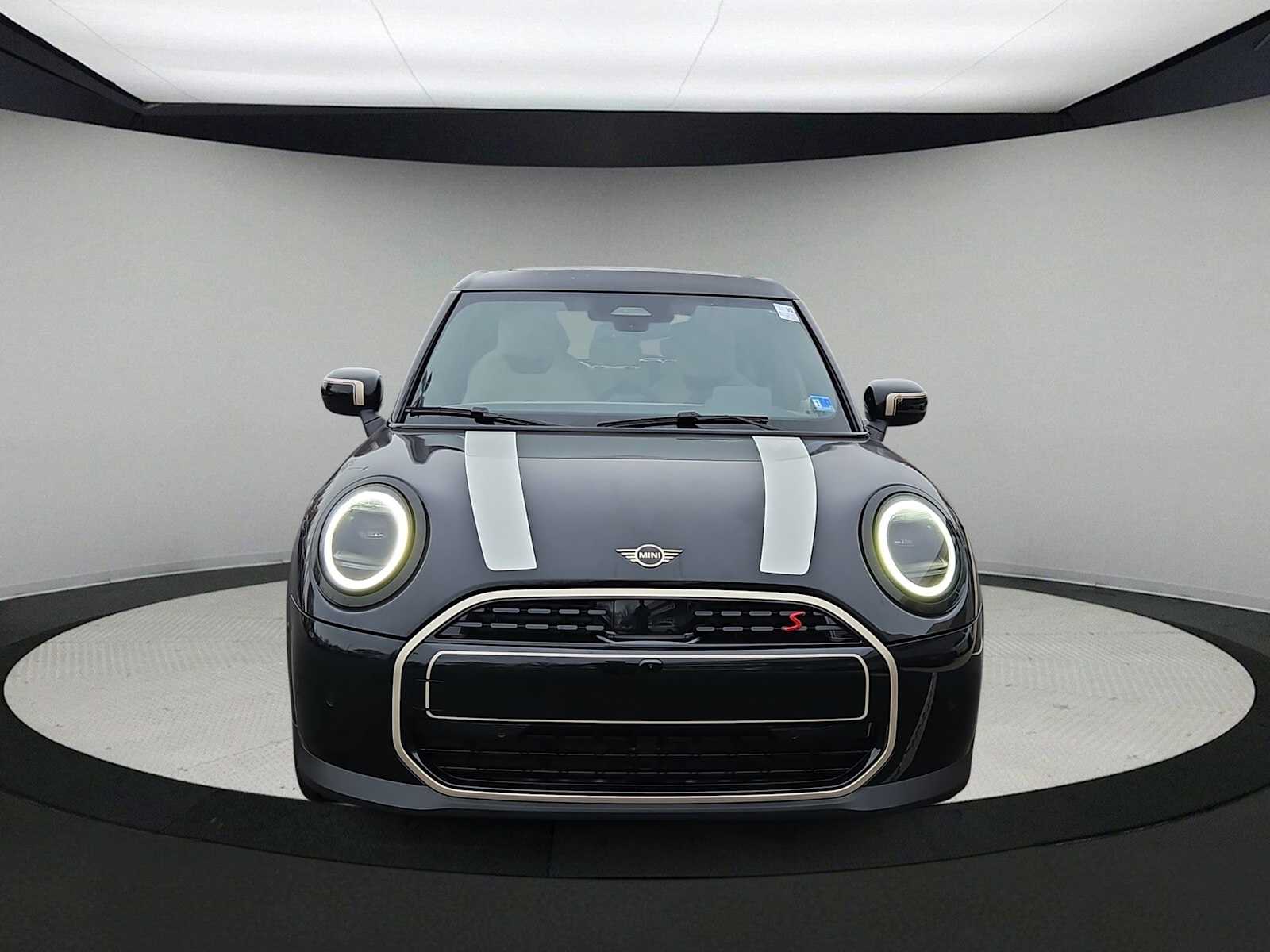 Thumbnail: 2026 MINI Cooper Hardtop - 3