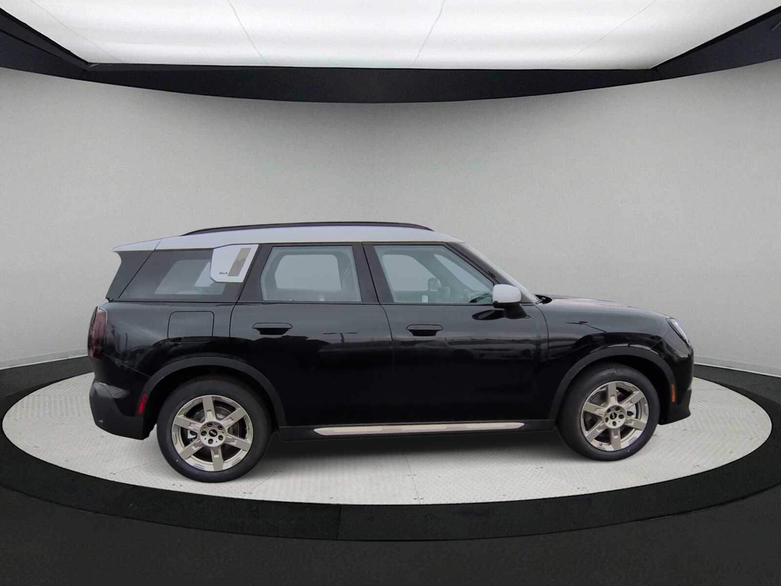 Thumbnail: 2026 MINI Cooper Countryman - 9