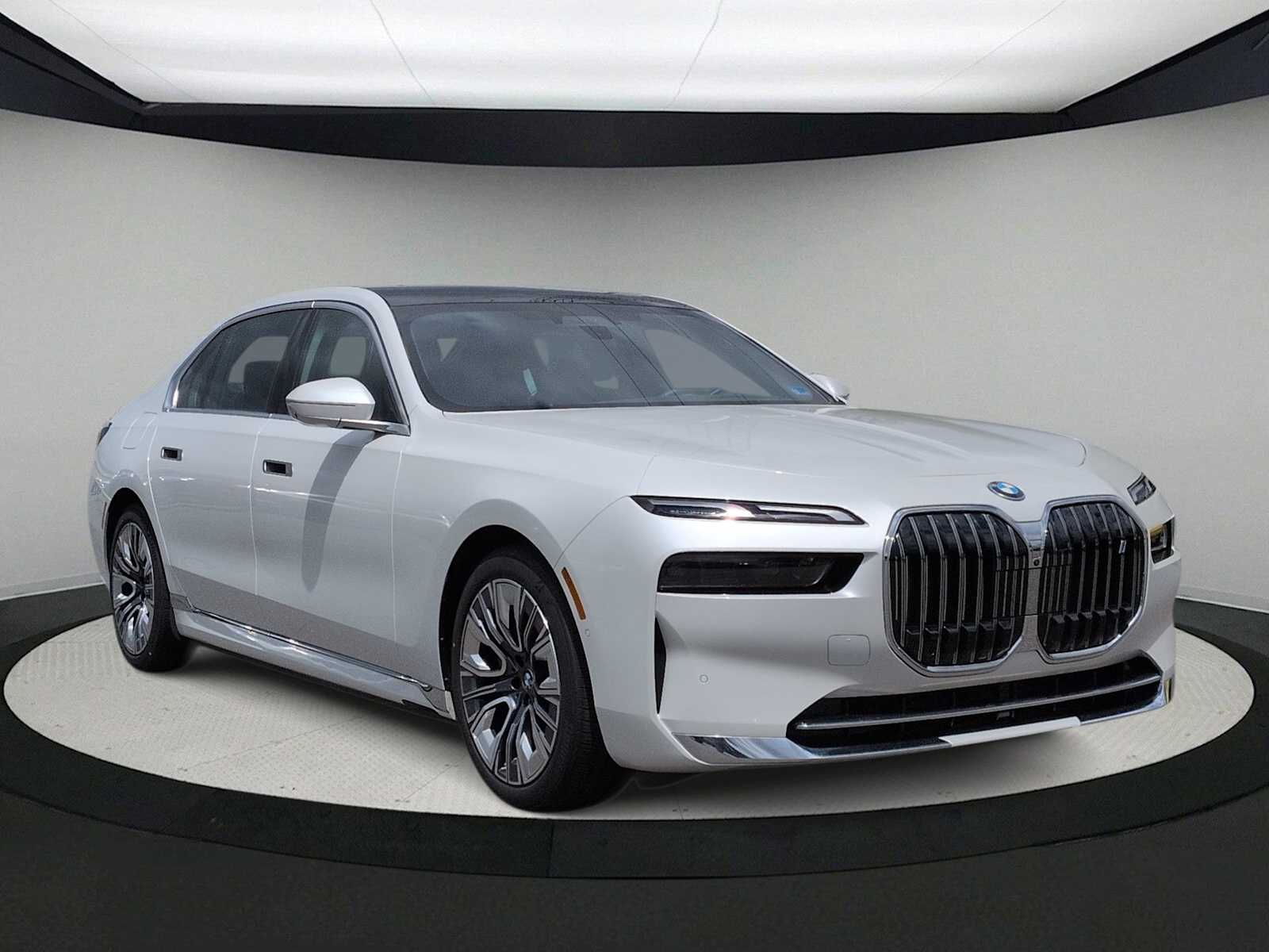 Thumbnail: 2025 BMW i7 - 2