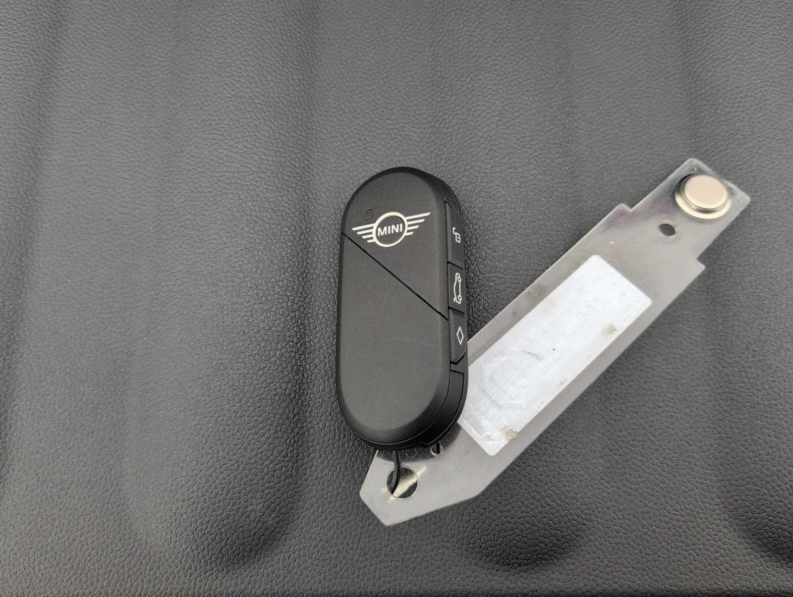 Thumbnail: 2026 MINI Cooper Convertible - 34