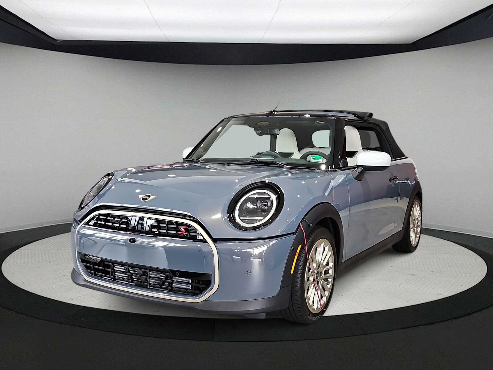 Thumbnail: 2026 MINI Cooper Convertible - 4