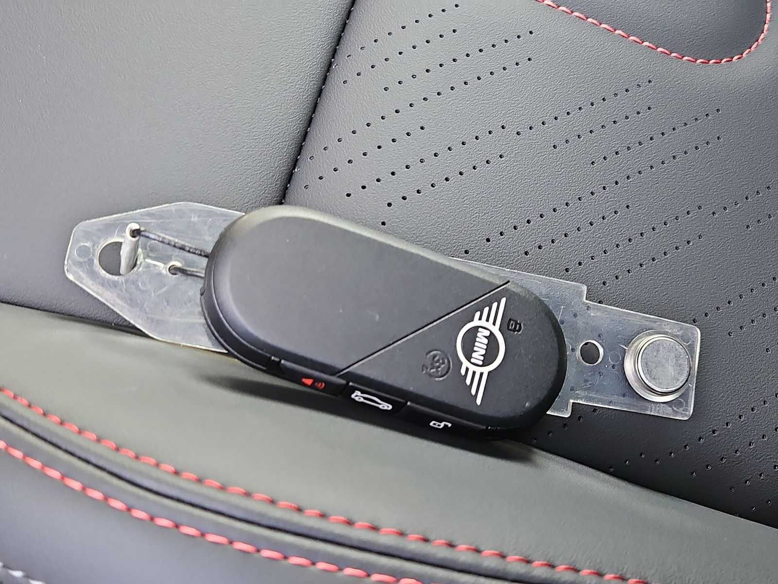 Thumbnail: 2026 MINI Cooper Hardtop - 33