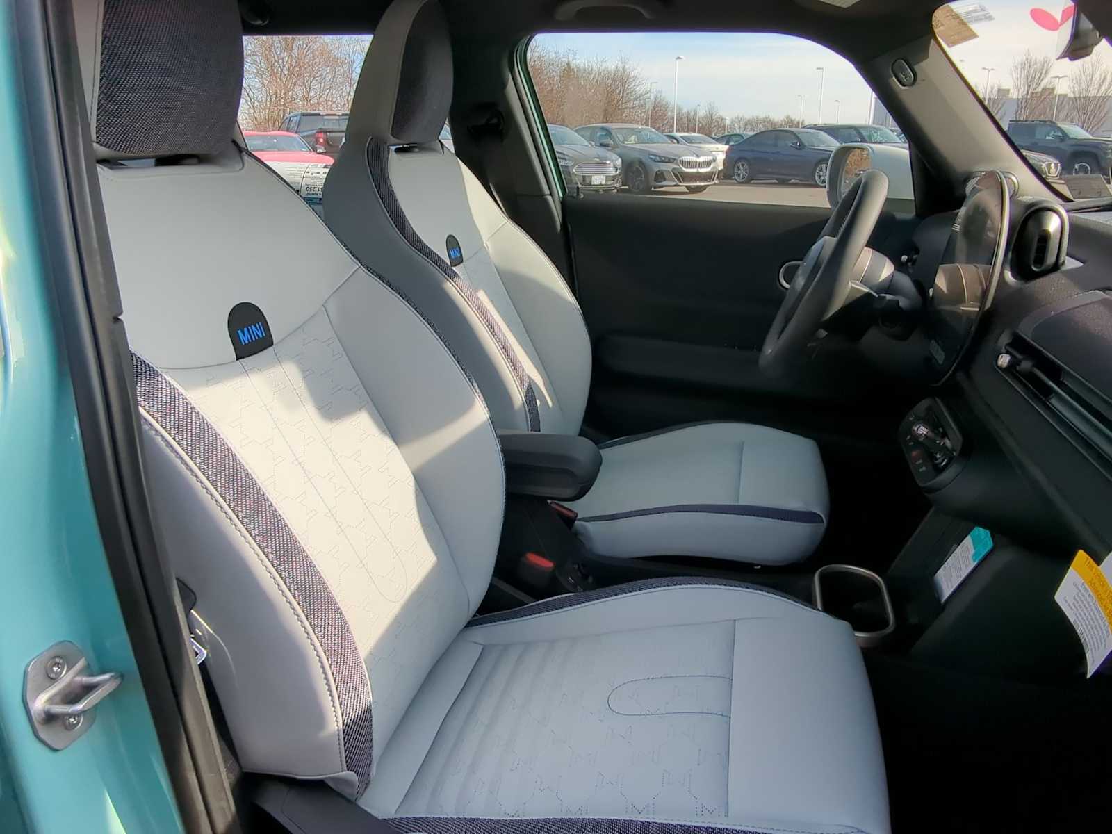 Thumbnail: 2026 MINI Cooper Hardtop - 24