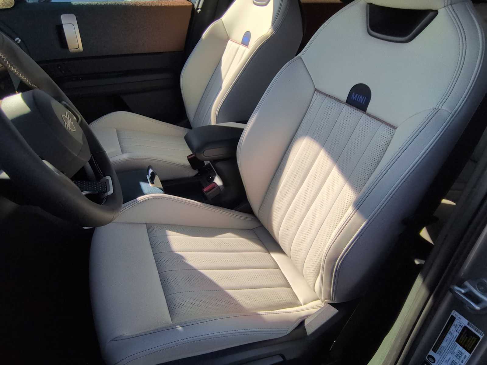 Thumbnail: 2025 MINI Cooper Countryman - 16