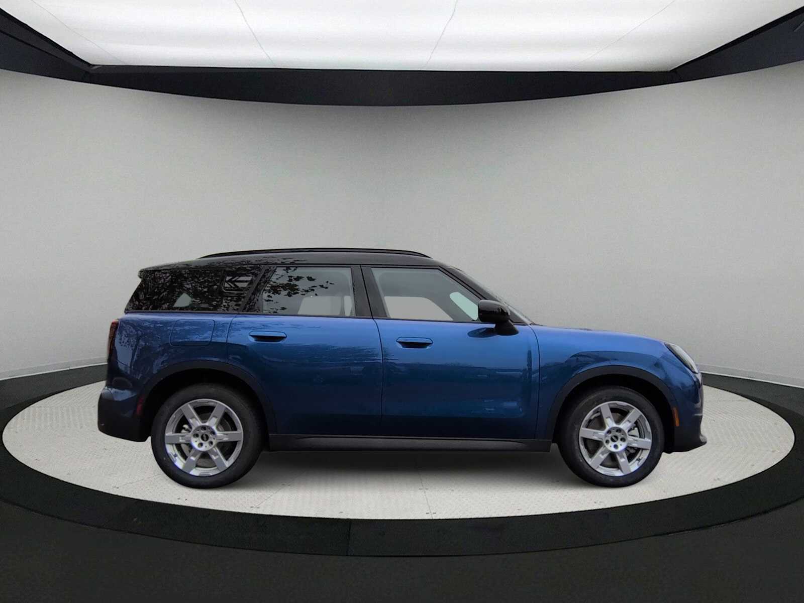 Thumbnail: 2026 MINI Cooper Countryman - 9
