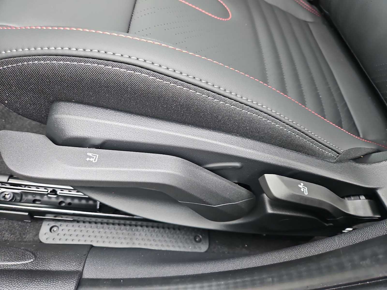 Thumbnail: 2026 MINI Cooper Hardtop - 17