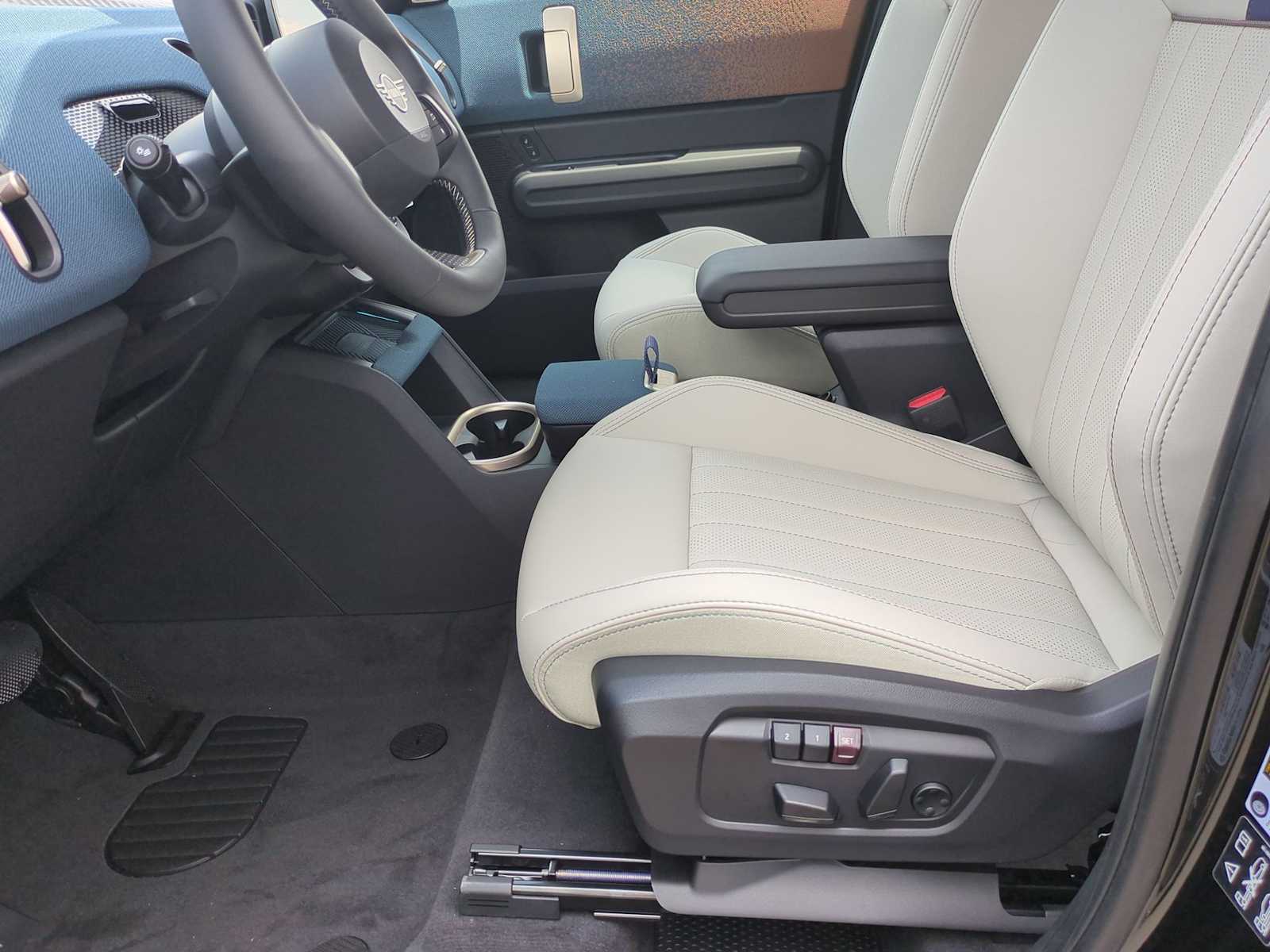 Thumbnail: 2025 MINI Cooper Countryman - 16