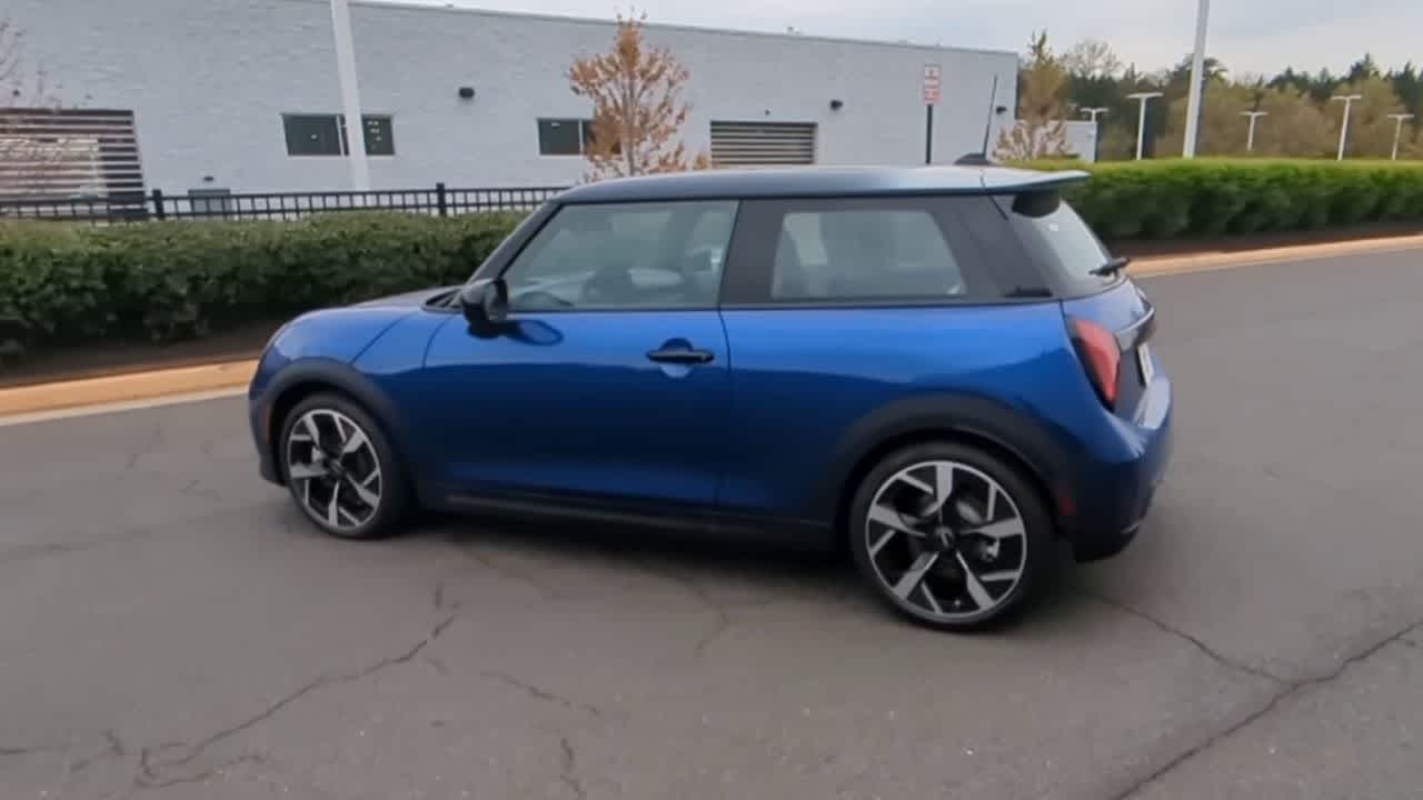 Thumbnail: 2025 MINI Cooper Hardtop - 7