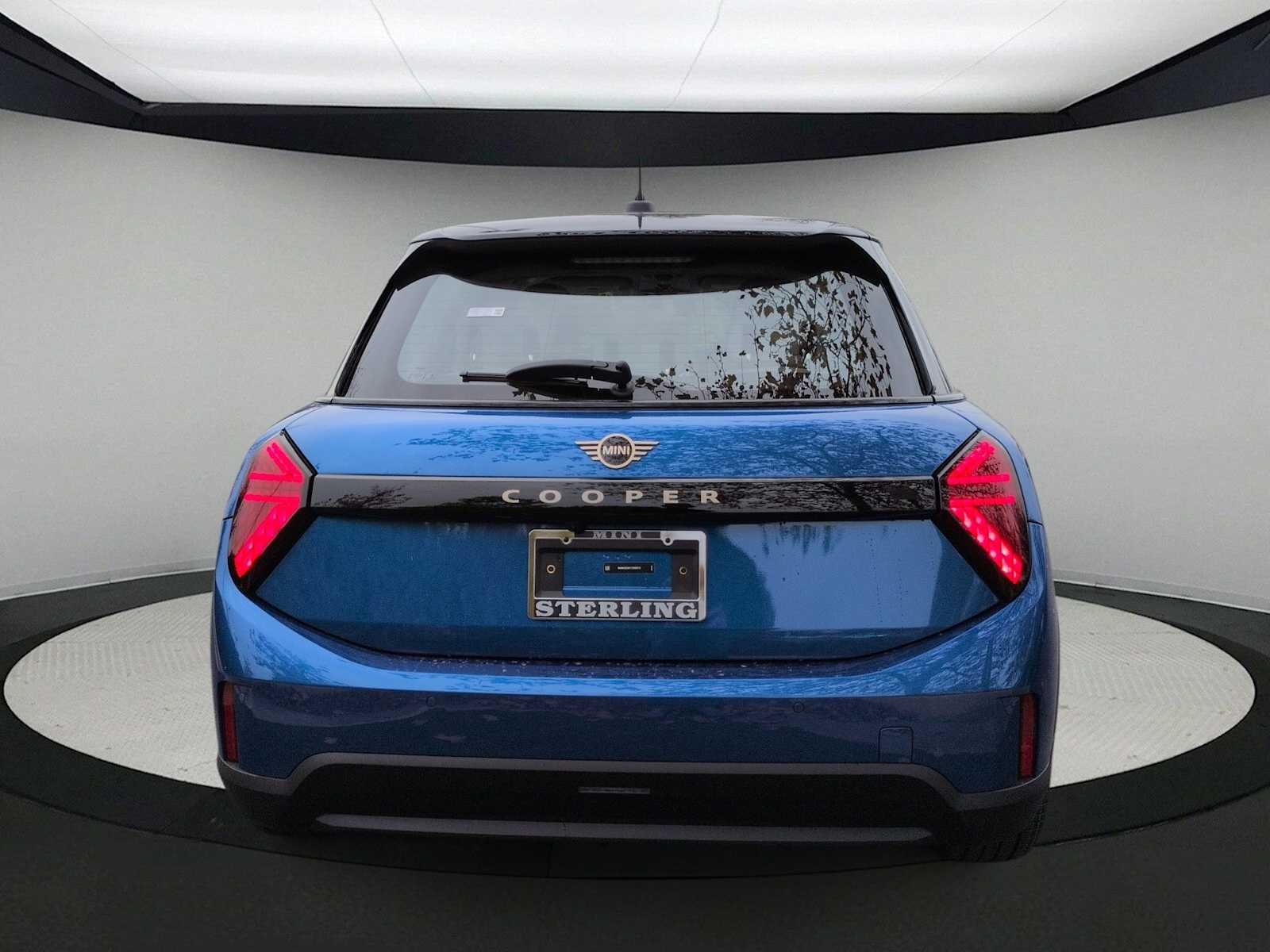 Thumbnail: 2026 MINI Cooper Hardtop - 7