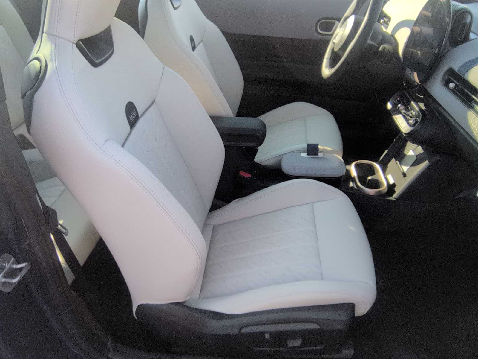 Thumbnail: 2026 MINI Cooper Hardtop - 23