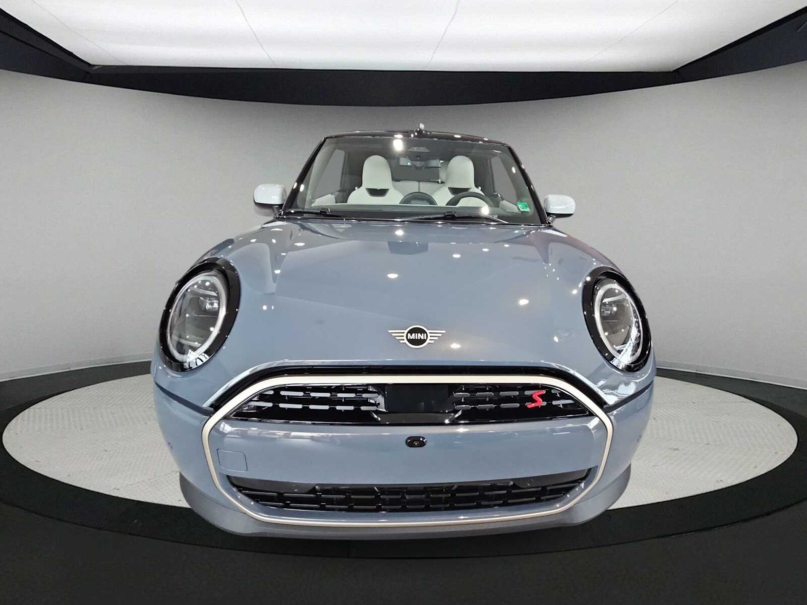 Thumbnail: 2026 MINI Cooper Convertible - 3
