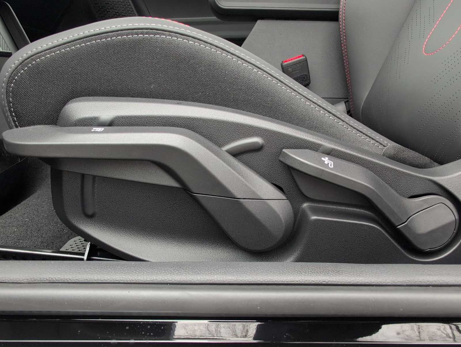 Thumbnail: 2026 MINI Cooper Hardtop - 15