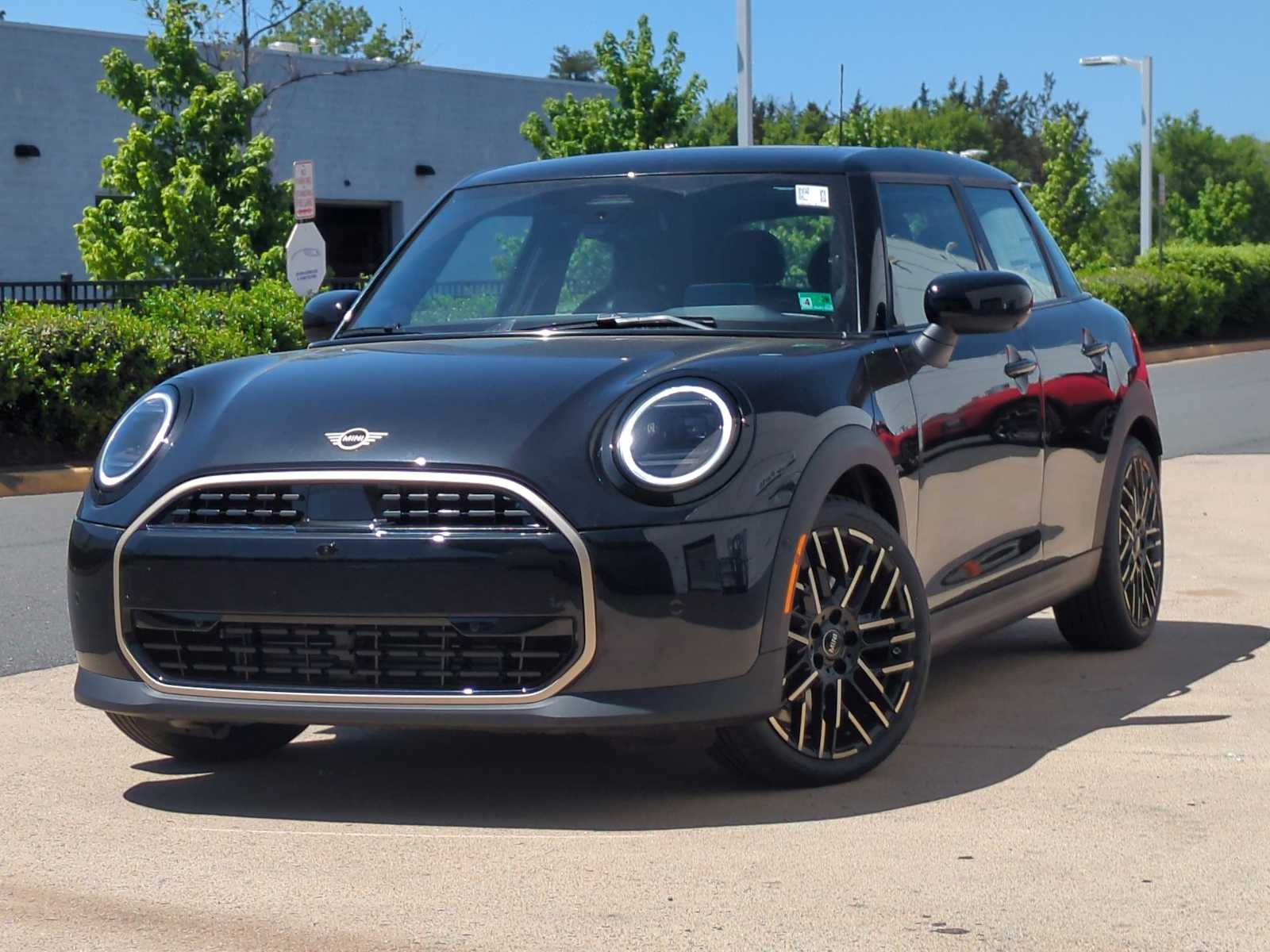 2025 MINI Cooper Hardtop S -
                  Sterling, VA