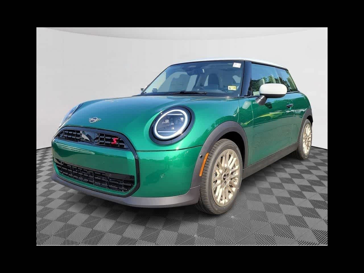 2025 MINI Cooper Hardtop S -
                  Sterling, VA
