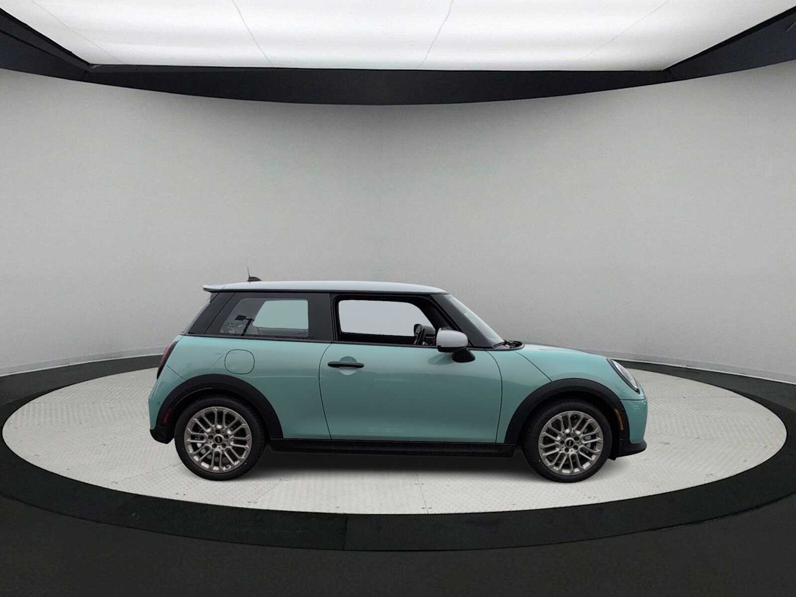Thumbnail: 2026 MINI Cooper Hardtop - 9