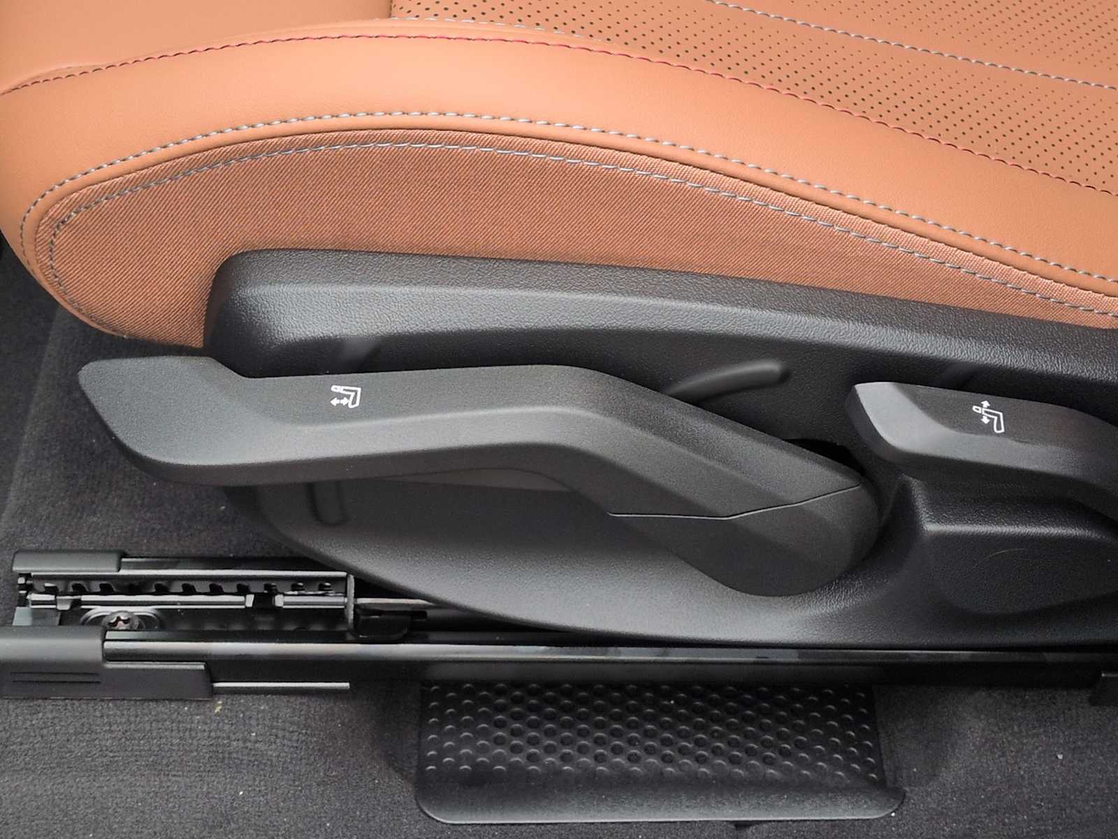 Thumbnail: 2026 MINI Cooper Countryman - 17