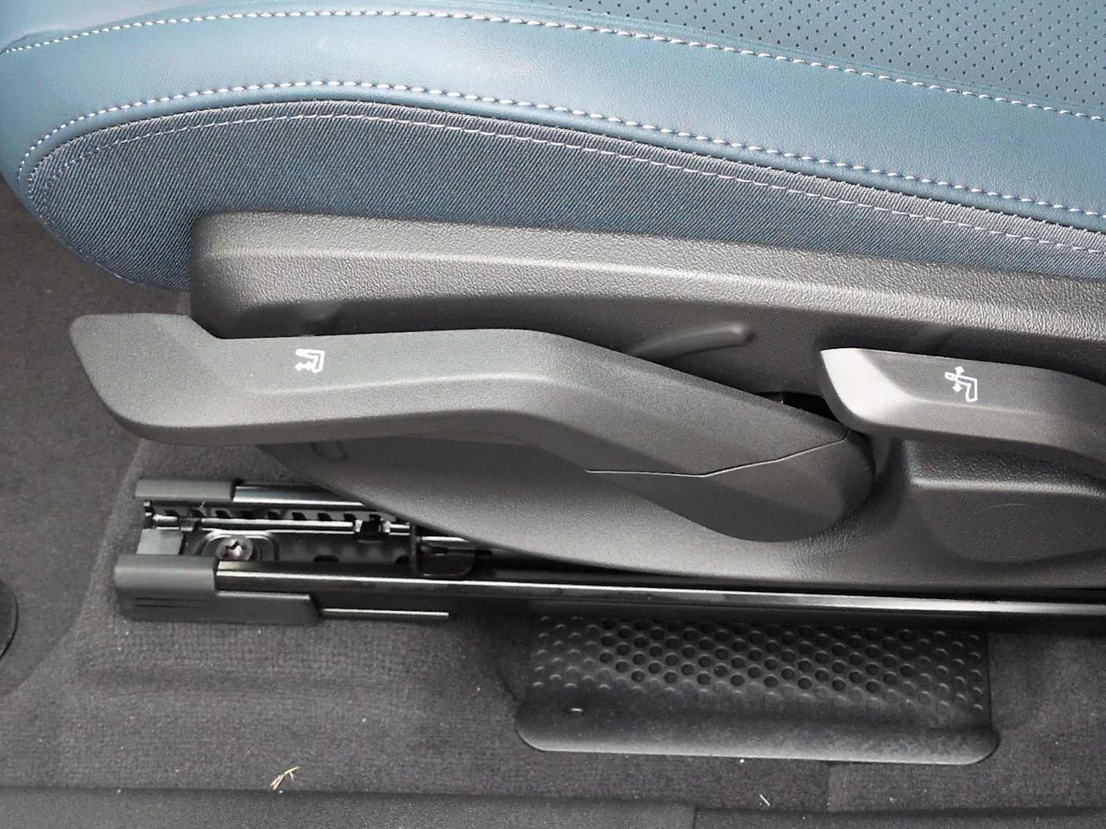 Thumbnail: 2026 MINI Cooper Countryman - 17