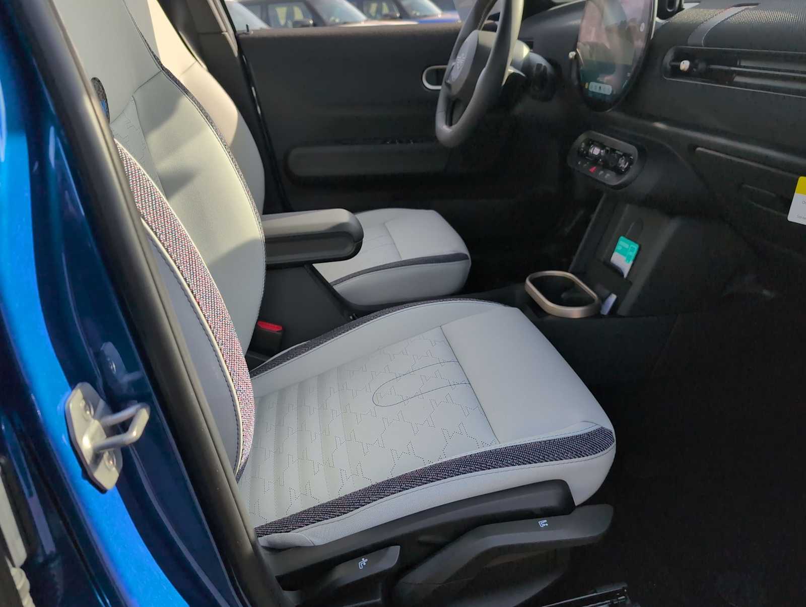 Thumbnail: 2026 MINI Cooper Hardtop - 24