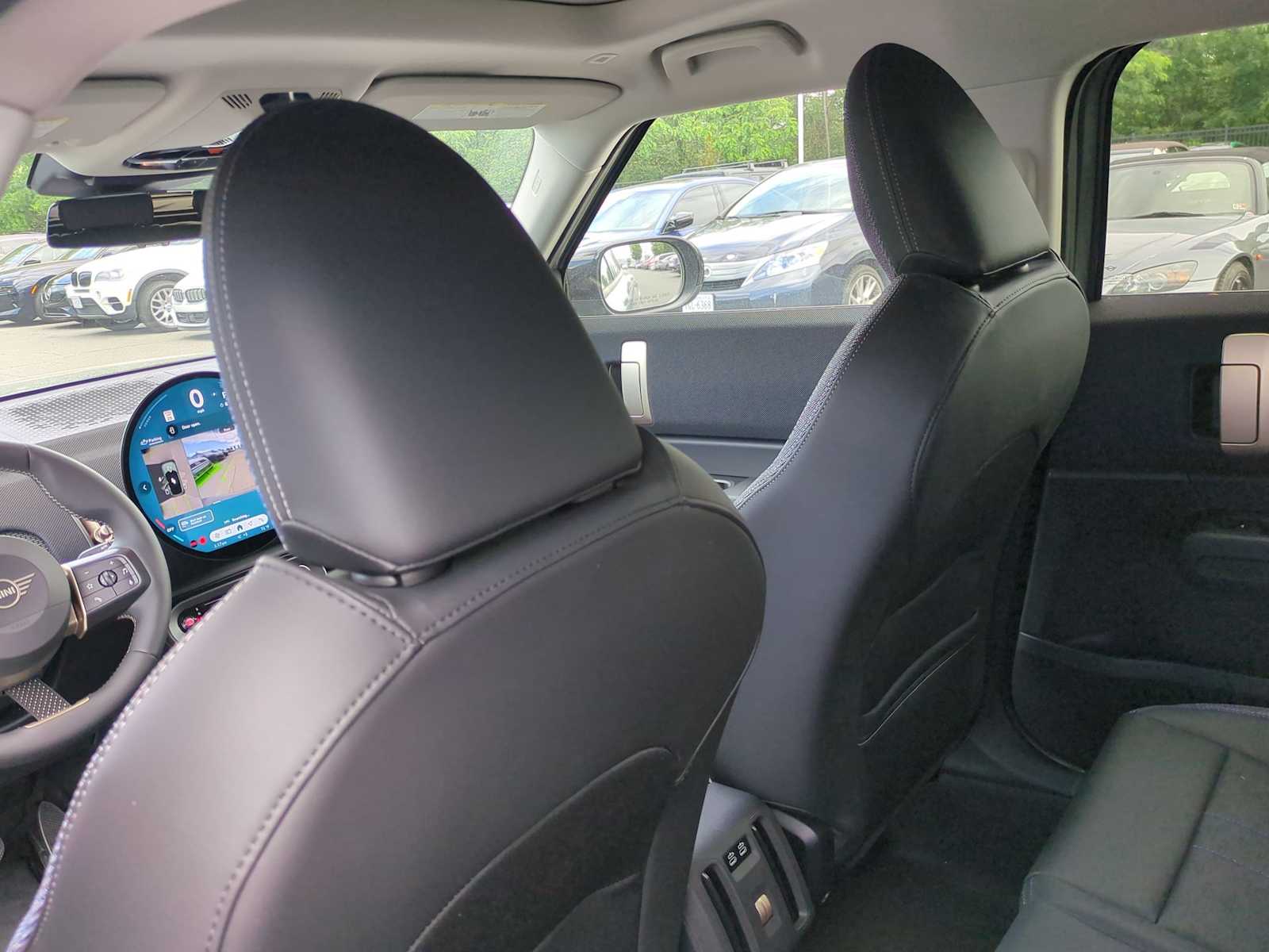 Thumbnail: 2025 MINI Cooper Countryman - 17