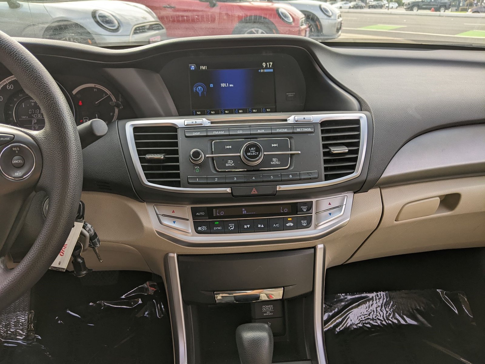 2013 Honda Accord LX - Photo 13