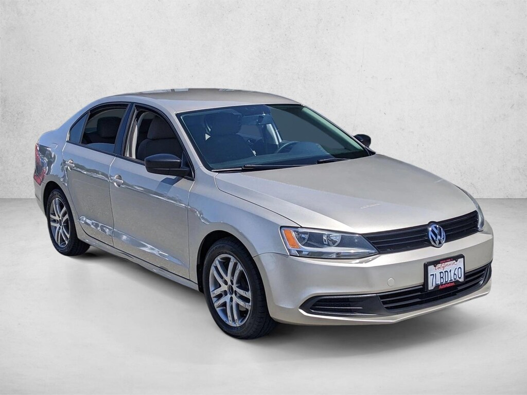 Used 2014 Volkswagen Jetta Sedan S 4dr Car