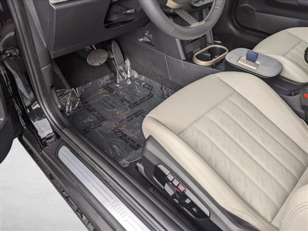 New 2026 MINI Hardtop 2 Door Cooper 2dr Car