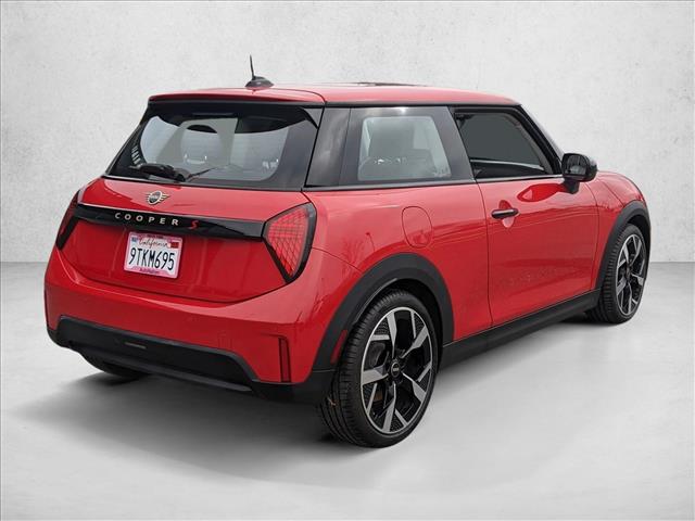 2025 MINI Hardtop 2 Door Cooper S photo 5