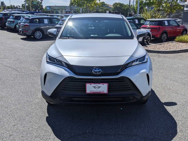 2023 Toyota Venza LE photo 2