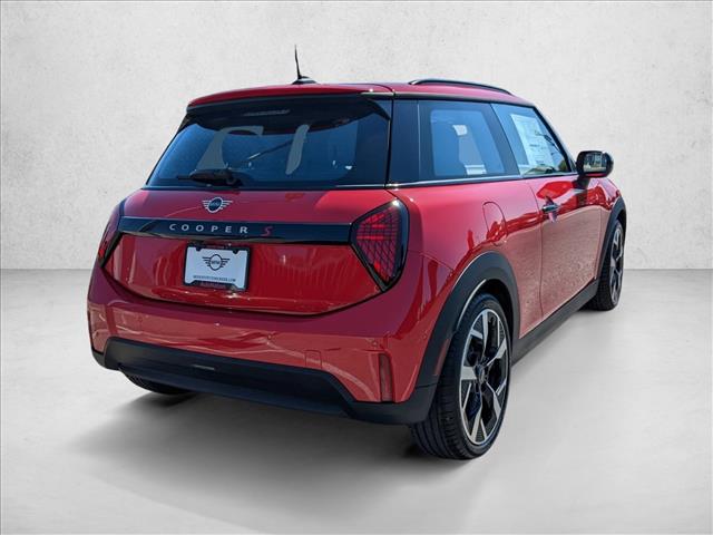 2025 Mini Cooper 2 Door Hardtop S photo 2