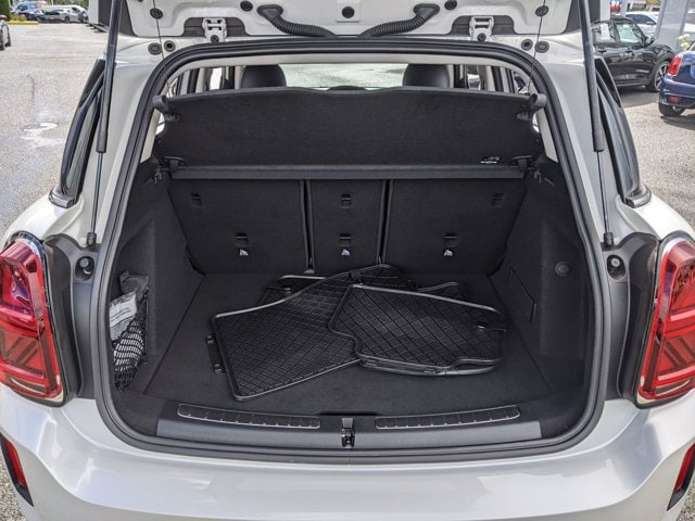 2023 MINI Countryman Cooper S photo 5