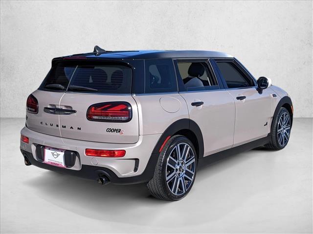 2023 MINI Clubman Cooper S photo 4