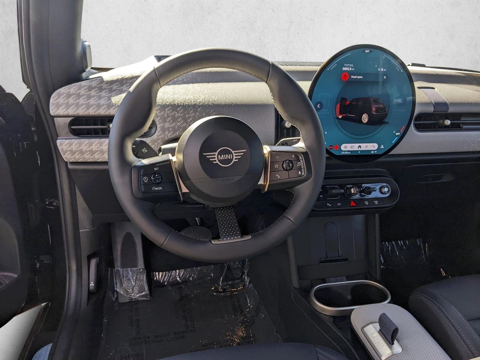 2025 MINI Convertible S - Photo 13