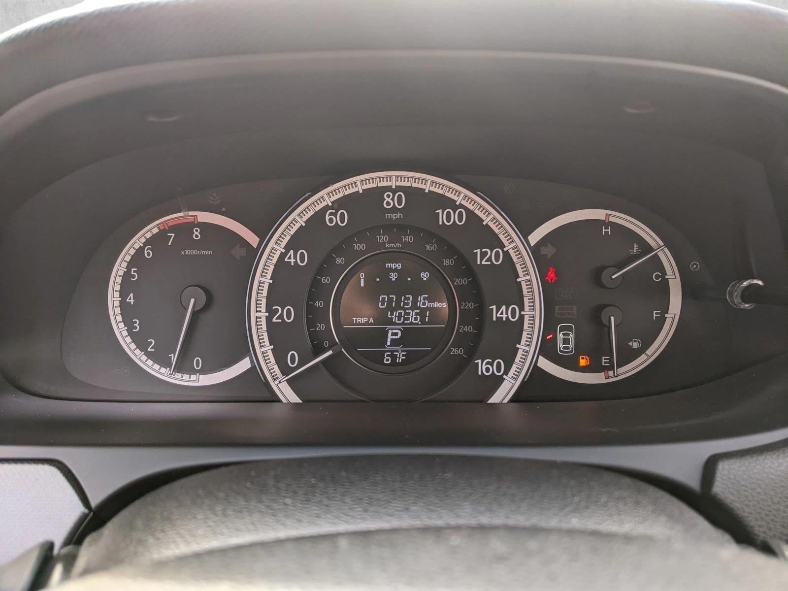 2013 Honda Accord LX - Photo 11