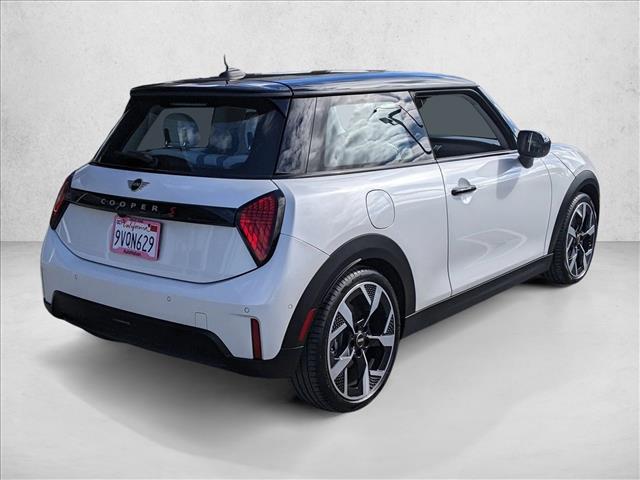 2025 MINI Hardtop 2 Door Cooper S photo 5
