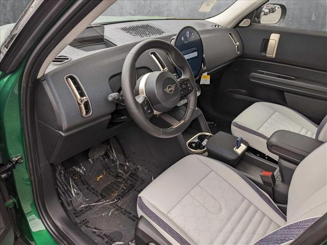 2025 Mini Countryman S ALL4 Iconic photo 3