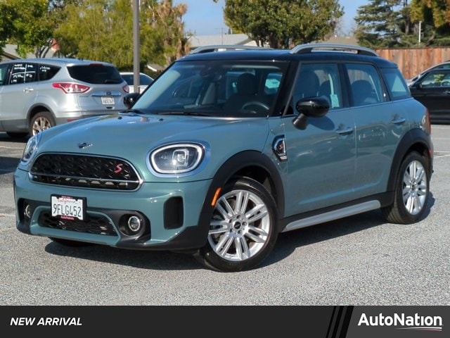 2023 MINI Countryman S's photo