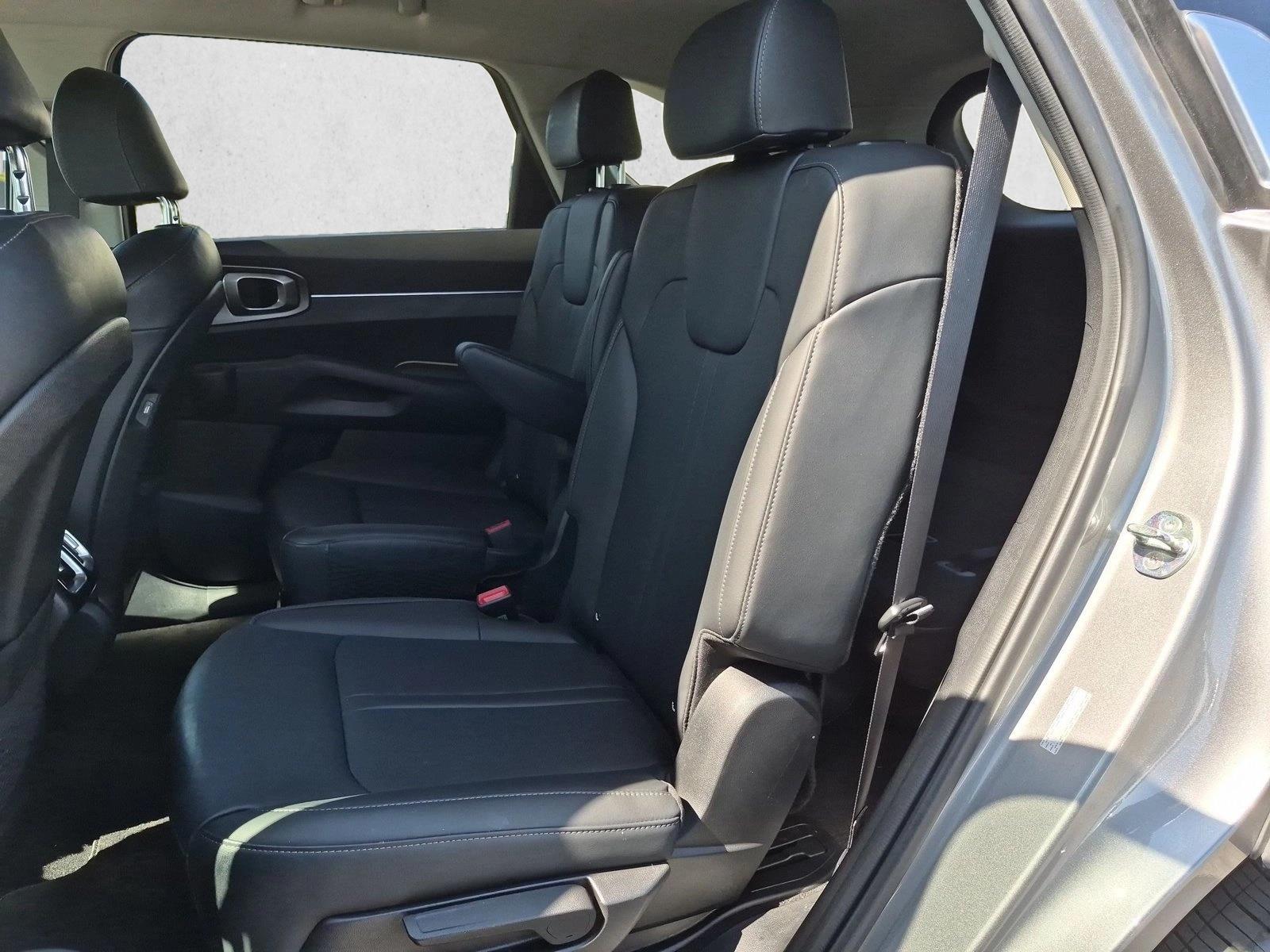 2024 Kia Sorento EX Hybrid - Photo 11