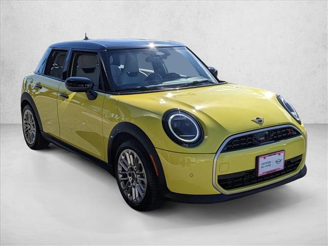 2025 MINI Hardtop 4 Door Cooper S photo 3