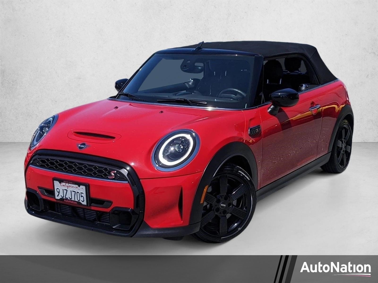 2024 MINI Convertible Cooper S's photo