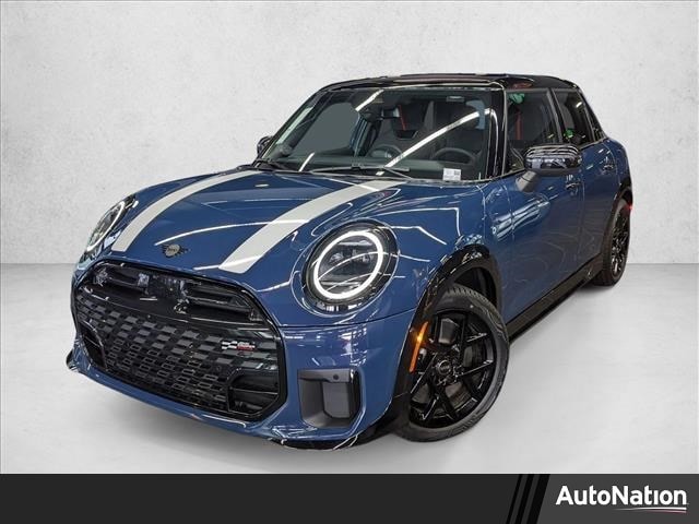 2026 MINI Hardtop 4 Door S's photo