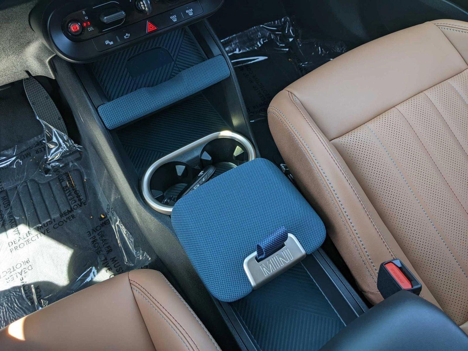 2025 MINI Countryman S - Photo 11