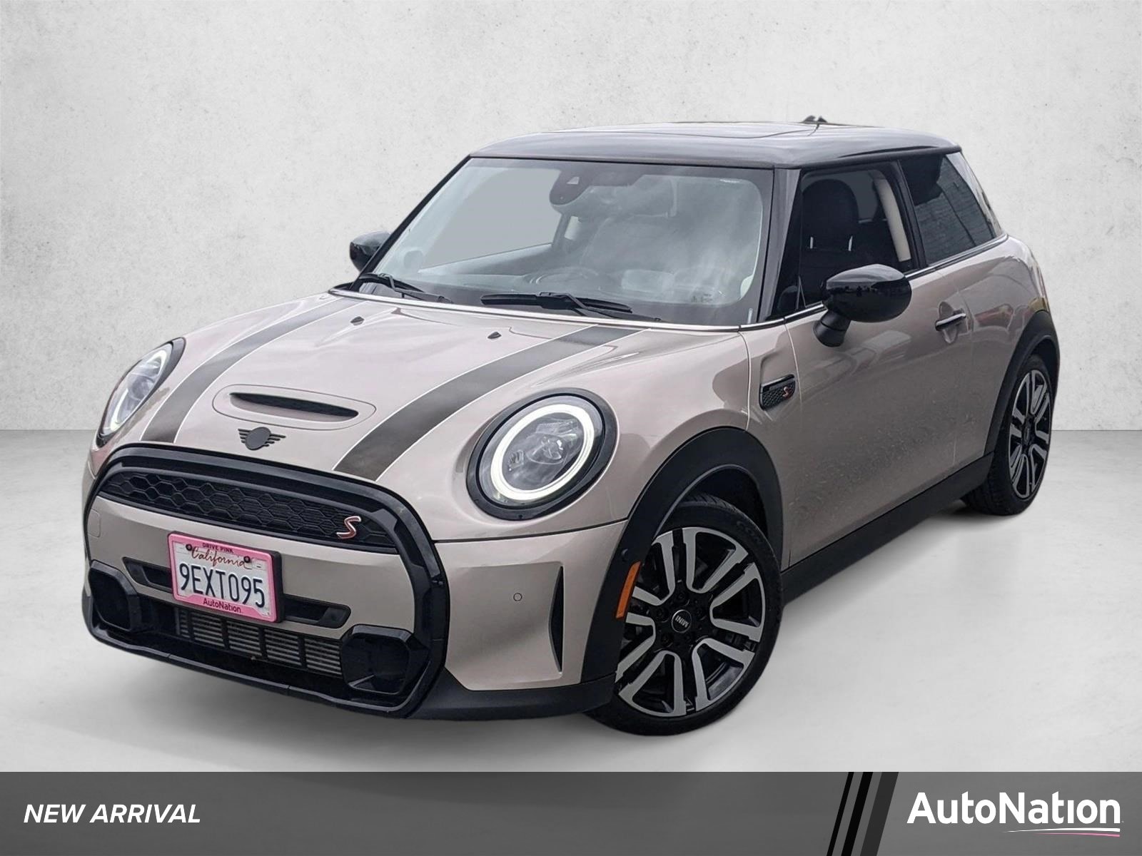 2023 MINI Cooper Cooper S 3 Door's photo