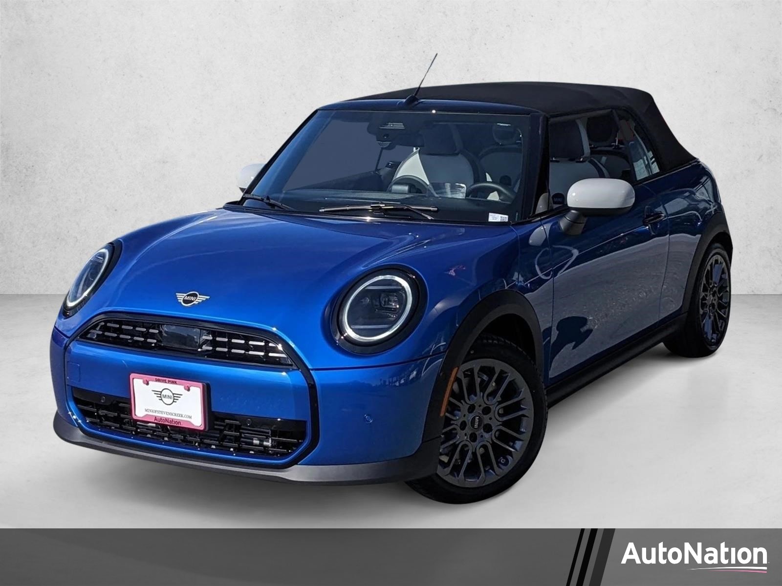 2026 MINI Convertible Cooper Signature's photo